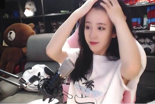 斗鱼一姐揭露平台内幕主播被强行要求打粉丝节上不去就扣钱