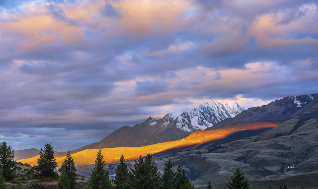 从贡嘎到格聂梅里亚丁回到成都的旅行