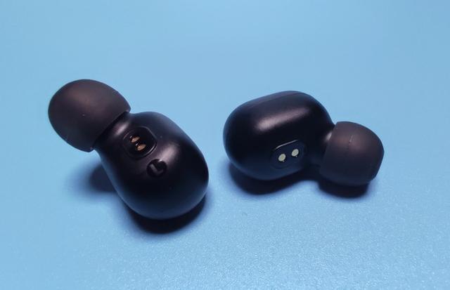 redmiairdots真无线蓝牙耳机续航强劲佩戴舒适