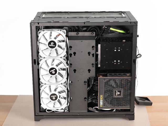 散热的战争夏日9900krtx2080360一体水冷实战测试风道