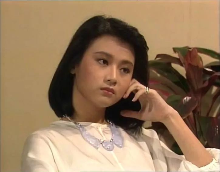 新加坡90年代女演员图片