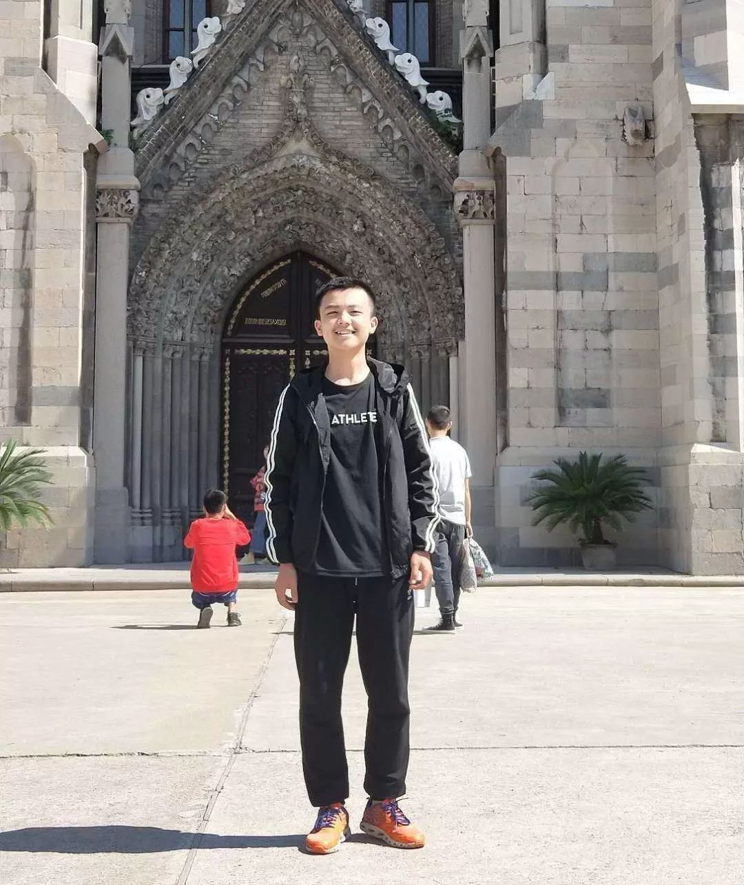 裸分697分,沂水一中的学霸李政睿临沂新闻记者独家采访他们有啥兴趣