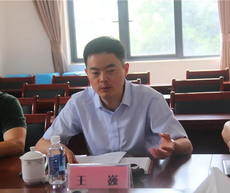 学院党委书记,院长李红渠,党委副书记吝秀云,宜昌市一中校长付全新