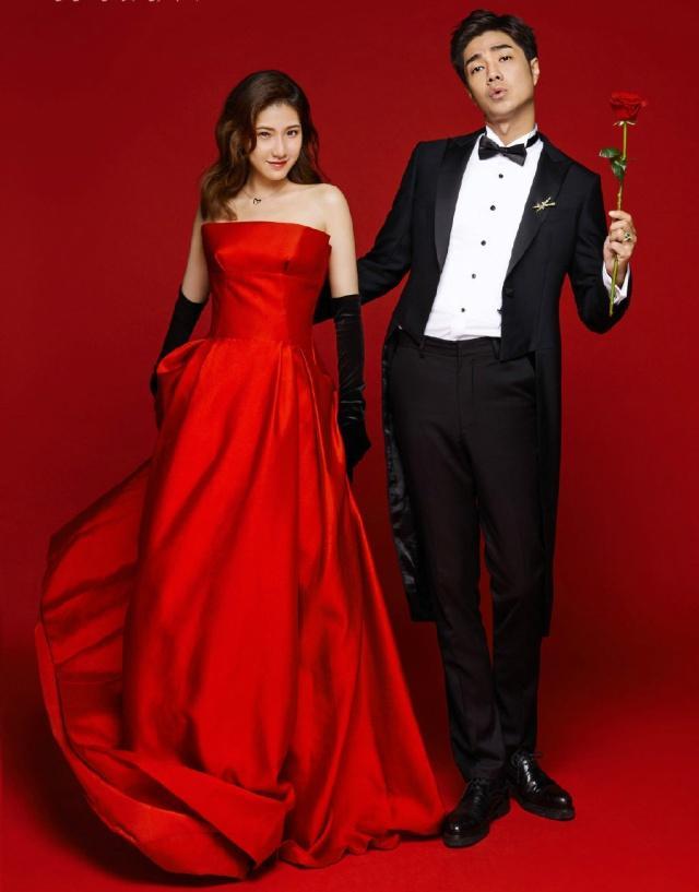 原创袁成杰陈芊芊重拍婚纱写真曝光,陈芊芊嘟嘴献吻夫妻大秀恩爱