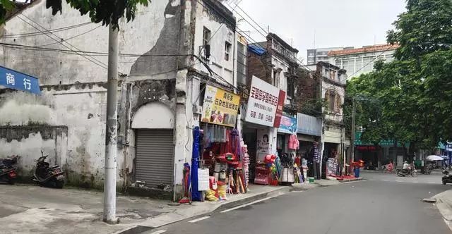 廉江南街骑楼成了记忆随着城市发展大部分拆迁了
