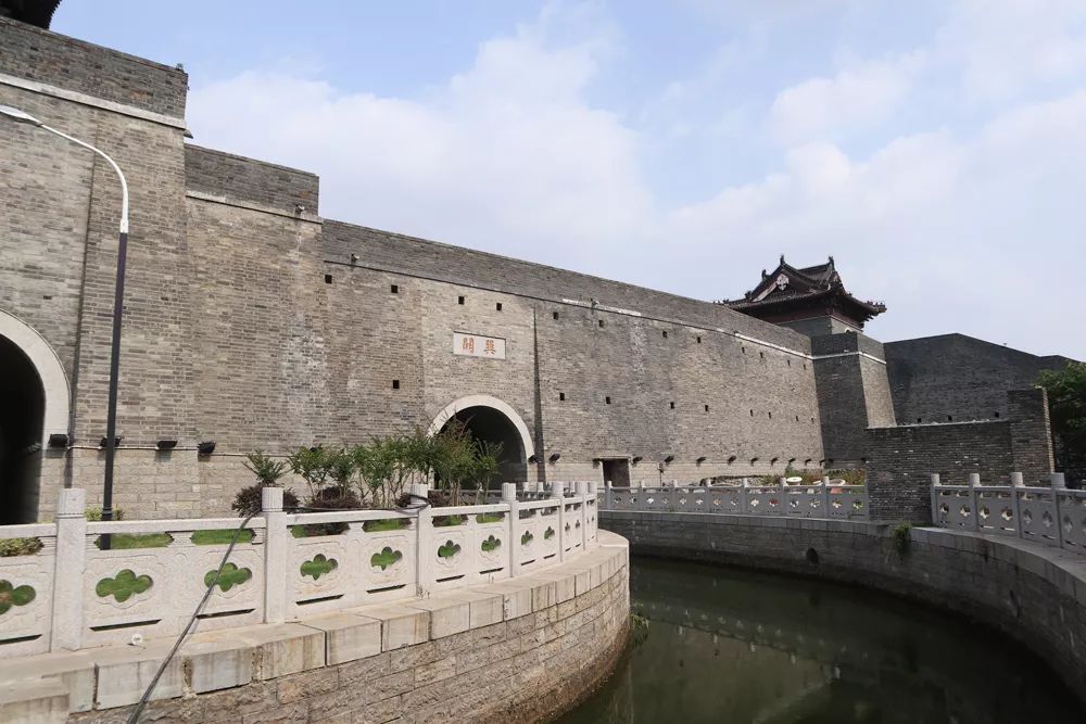 淮安古城墙遗址图片