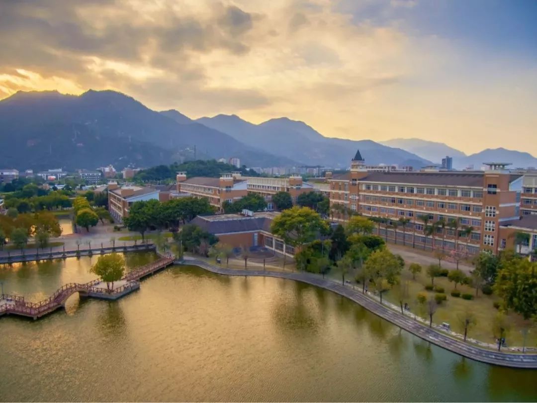 福建师范大学报考指南_专业