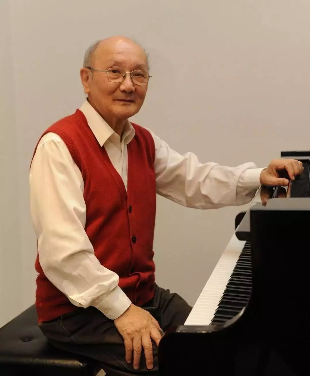 方百里,上海音乐学院钢琴教学方向硕士生导师;原上海音乐学院音乐教育