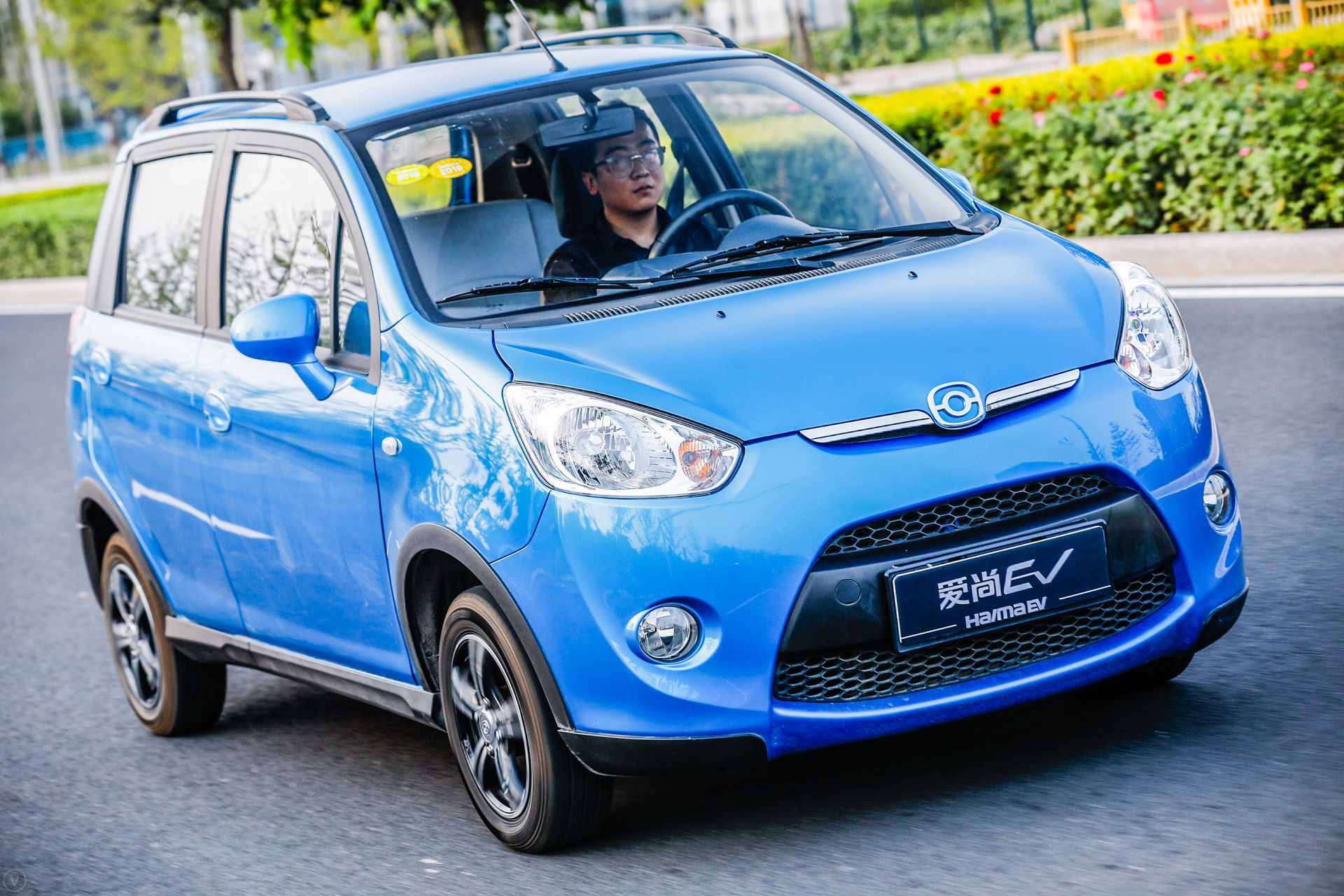 海马新能源汽车是在2006年响应国家的电动汽车计划,海马新能源汽车