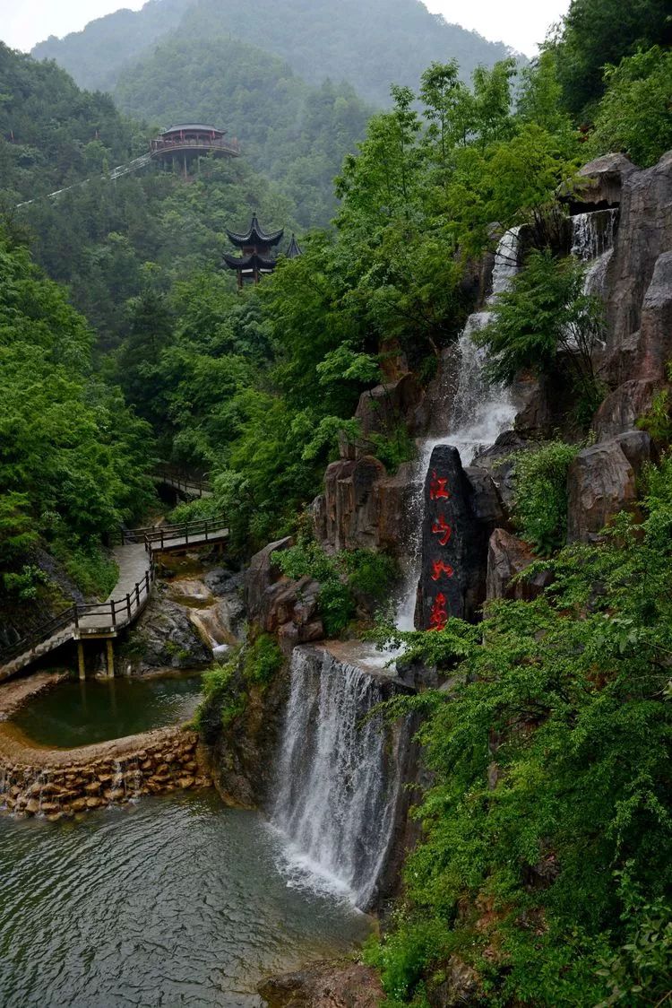 商州首座玻璃桥 惊险刺激超乎你的想象_江山