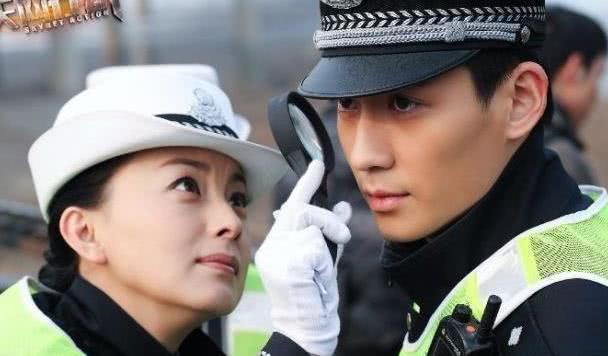 原创朱研少年派中扮小三朱一龙是她的迷弟曾为了角色剃光头发