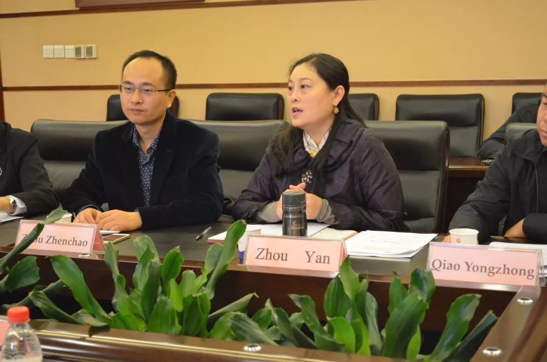 毕业季陪伴我们的你们再见之际我想对您说