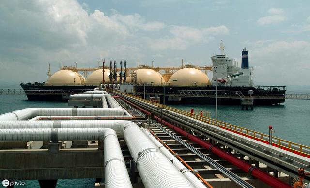 lng资讯中国最大液化天然气lng工厂黄冈lng工厂首次对外开放