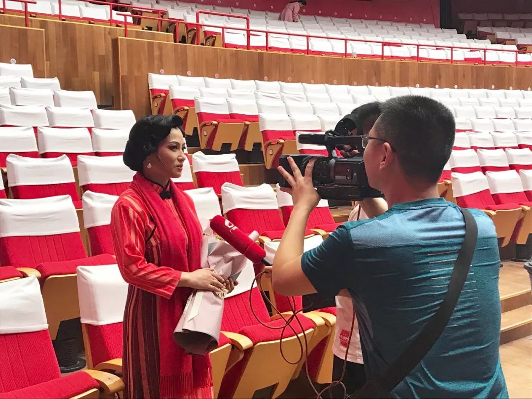 《伪装者》编剧张勇之手,特邀著名中国评剧院导演,国家一级导演韩剑英