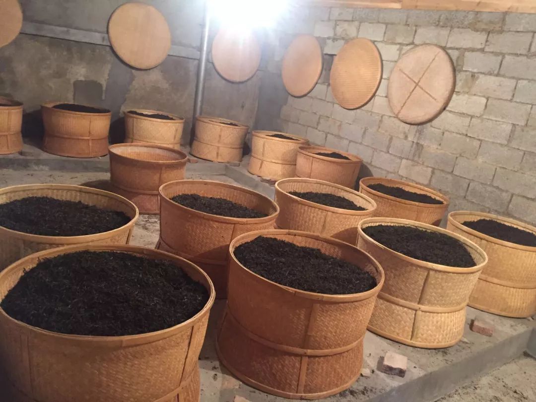 武夷岩茶焙火的奥秘1武夷岩茶的焙火程度与品质特征