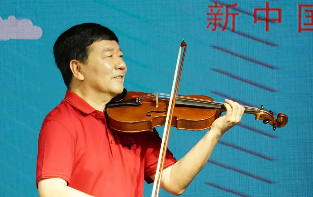 国,琴脉颂中华——中国"红色小提琴"制作历史展演(内附精彩视频)_李雄