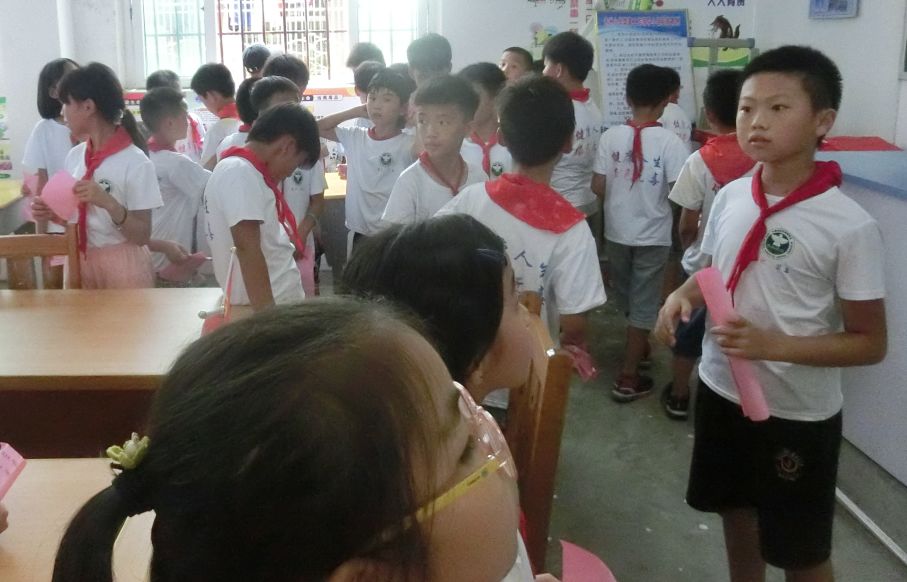 惠来这所小学举行校园彩跑活动是你的母校吗