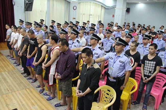 事发藤县开设赌场打砸滋事藤县一黑社会成员获刑