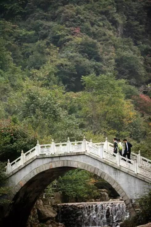 【海納百川戶外】6月29號(第七期)欒川老君山 ～養子溝潑水狂歡節~超