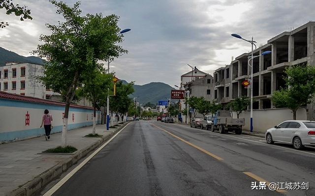 荆楚网友看荆楚神农架美丽乡村行神农故土阳日镇印象