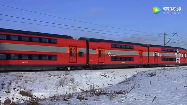 见识一下俄罗斯双层特快列车看这设计还挺不错的