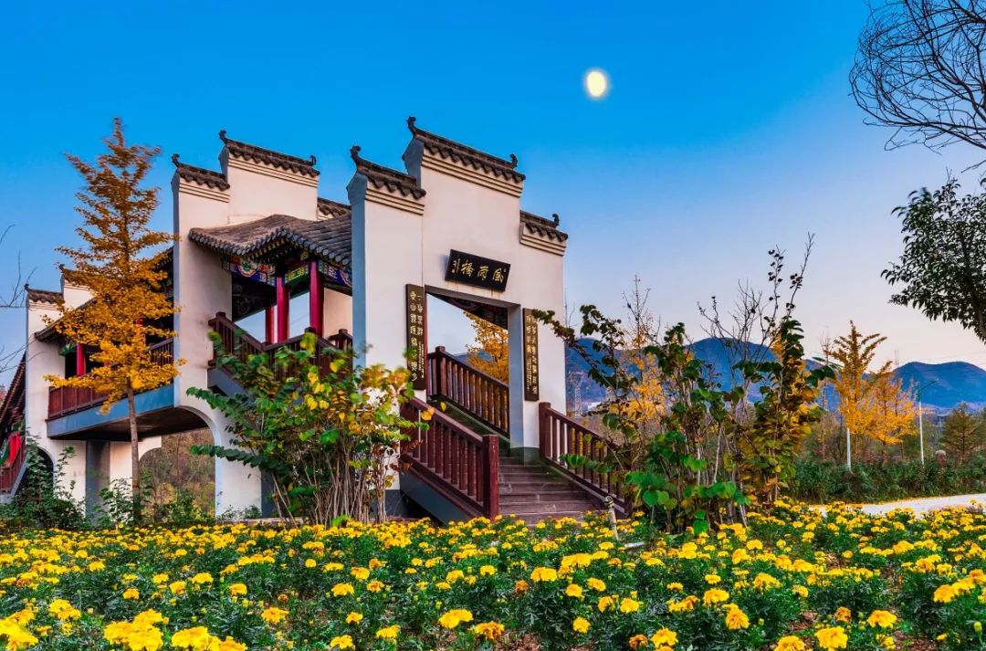 西部长青水上乐园夜场即将开放!_旅游