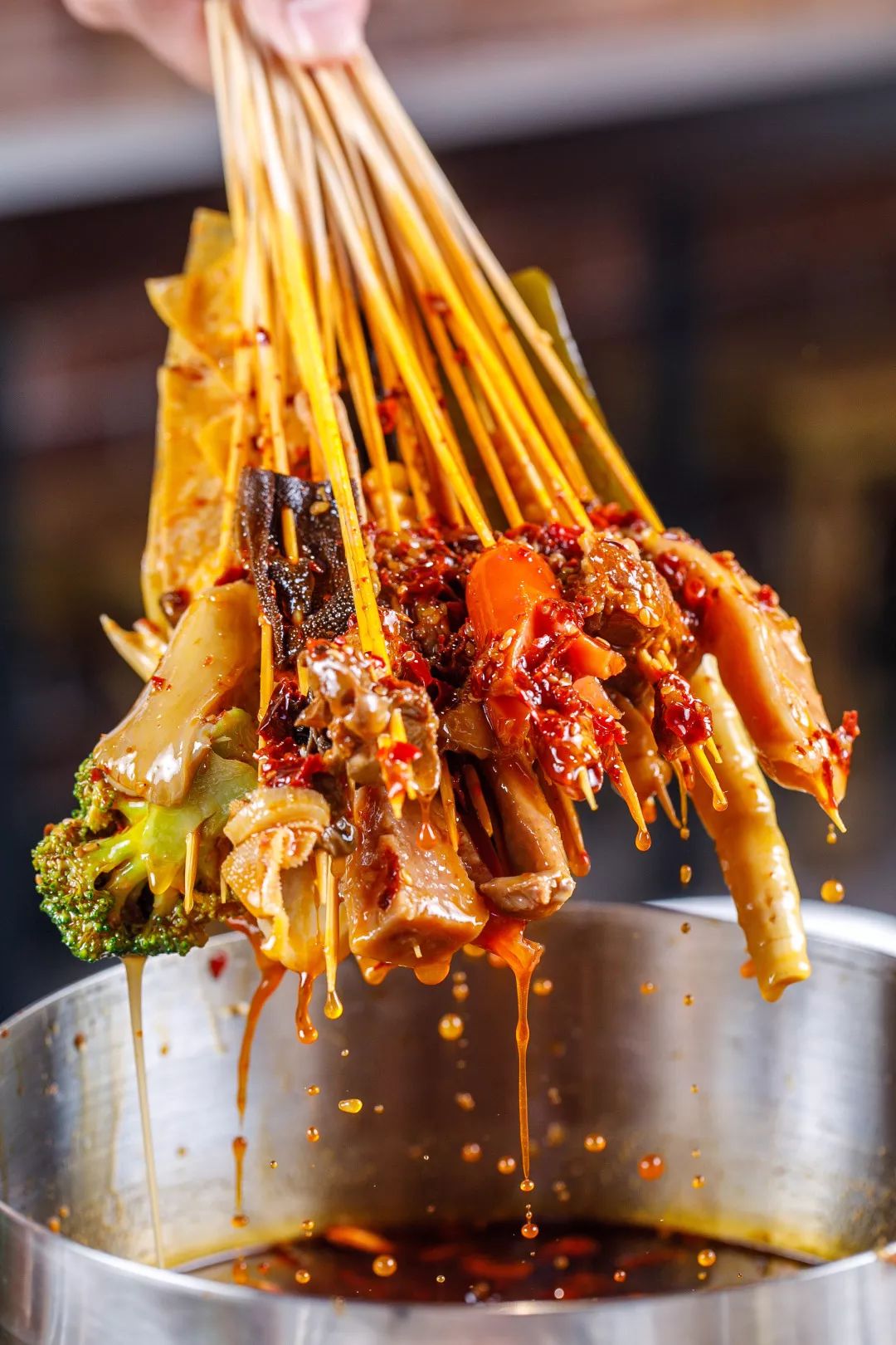 88元全场随便吃摇骰子摇到几点打几折滨江道这家钵钵鸡为什么这么任性