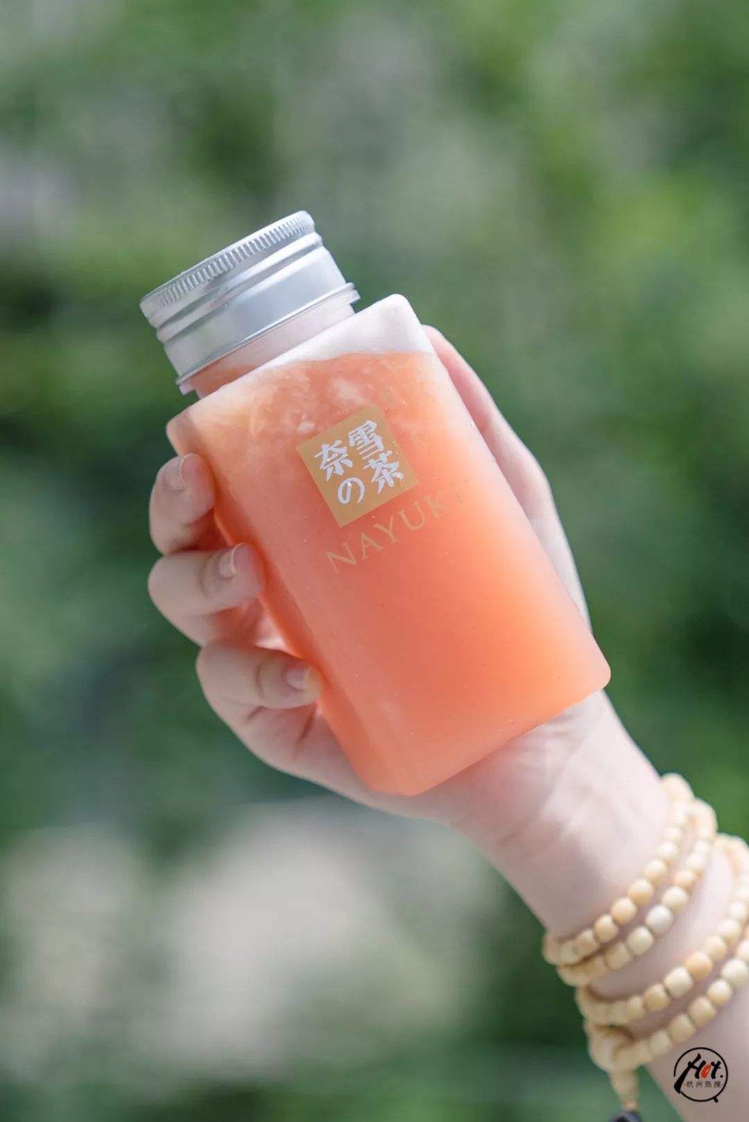 心动预警奈雪的茶再出新品霸气桃桃桃系列夏日来袭圆你一个甜蜜仲夏梦