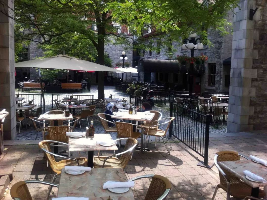 渥村夏夜hangout这么多高逼格的露天酒吧不光一醉方休还能拍美照