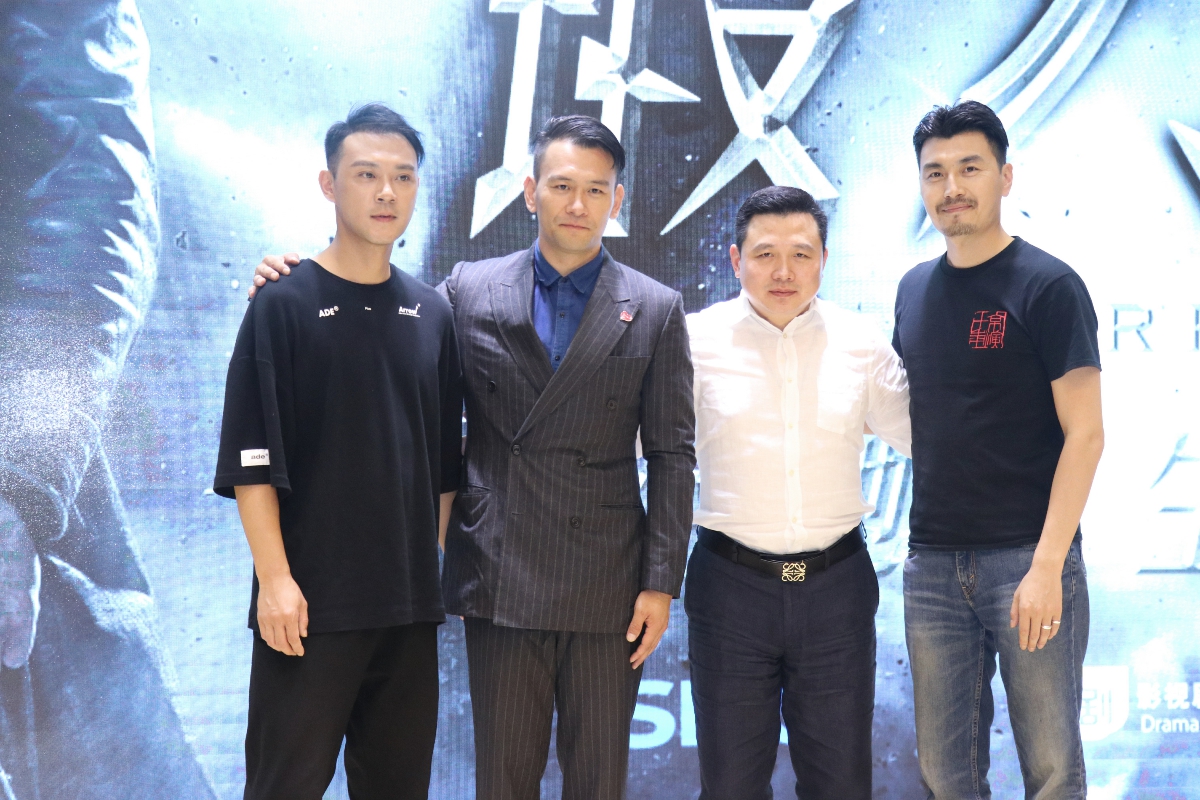 锻刀之绝地重生上海将播徐僧拍戏受伤留下的伤疤是勋章