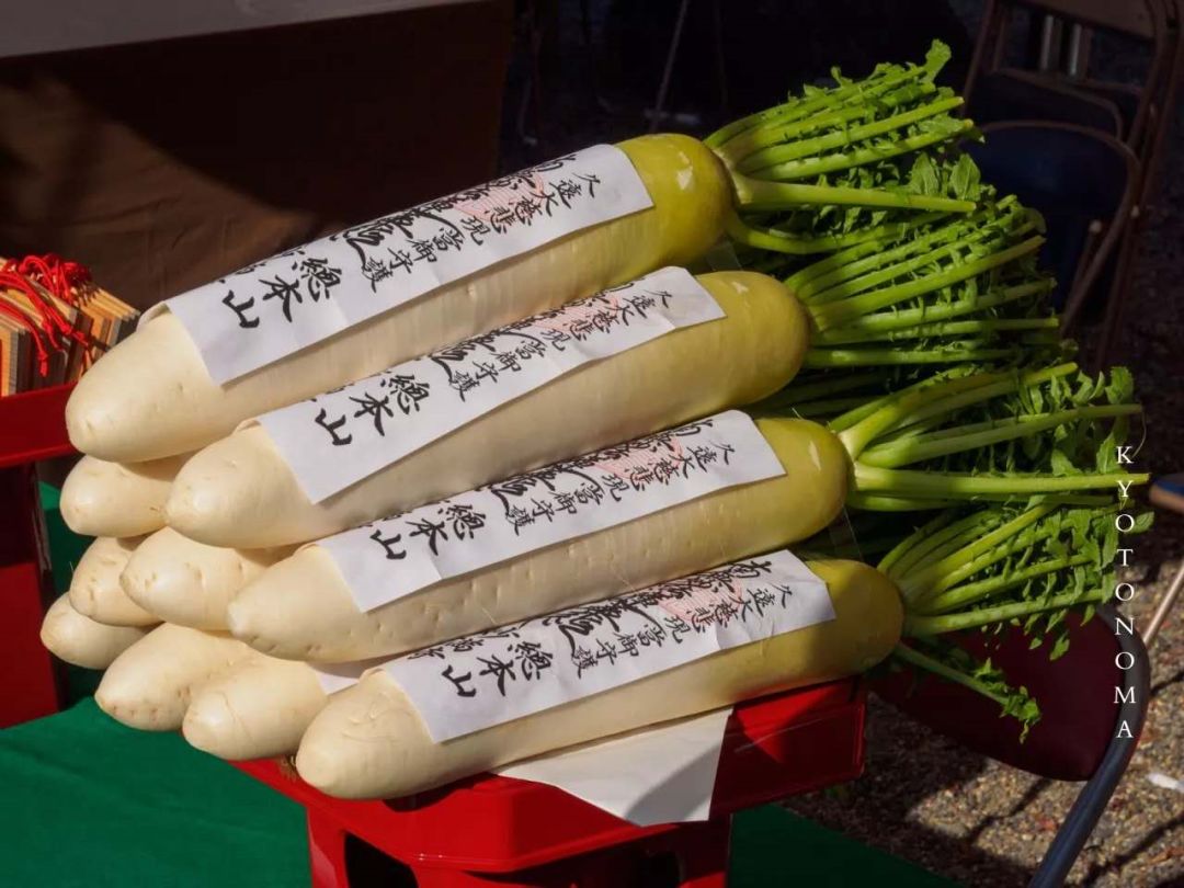 在日本白萝卜的身世是很离奇的千与千寻中的神怪