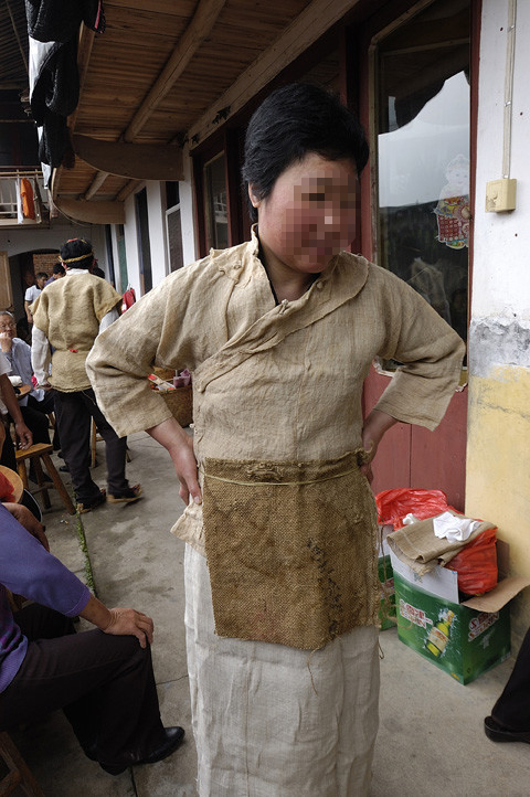 魂兮歸來各色孝服體現出喪葬文化的深厚