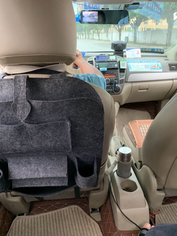 黑车拉客出租车不打表记者暗访广东省内高铁站客运乱象