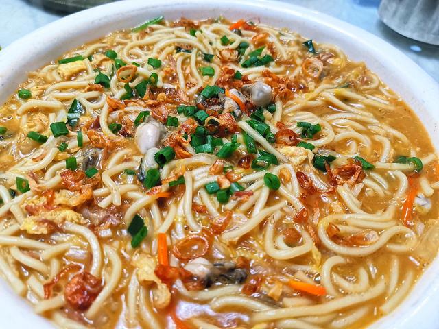 来厦门多年这家的卤面是我吃到最满意的,上桌就香飘四溢,作为主食即能