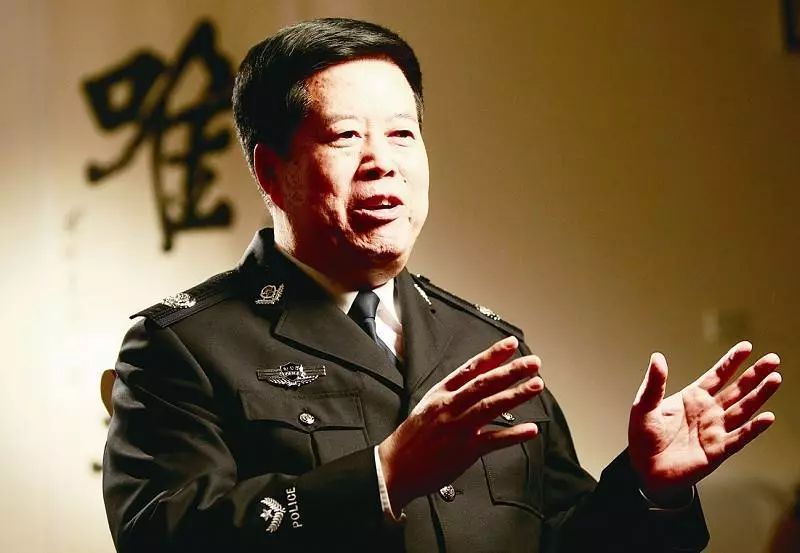 改革开放中的今天2000年6月27日省委省政府和公安部