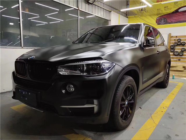 不甘平凡 玩儿改装 黑化后的宝马x5更有姿态_搜狐汽车_搜狐网