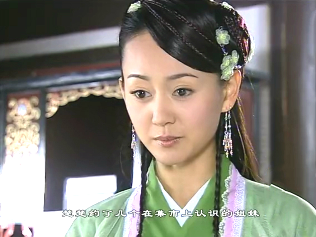 《杨门虎将》中张定涵扮演杨楚楚,她大概是剧中唯一一个拿了灰姑娘