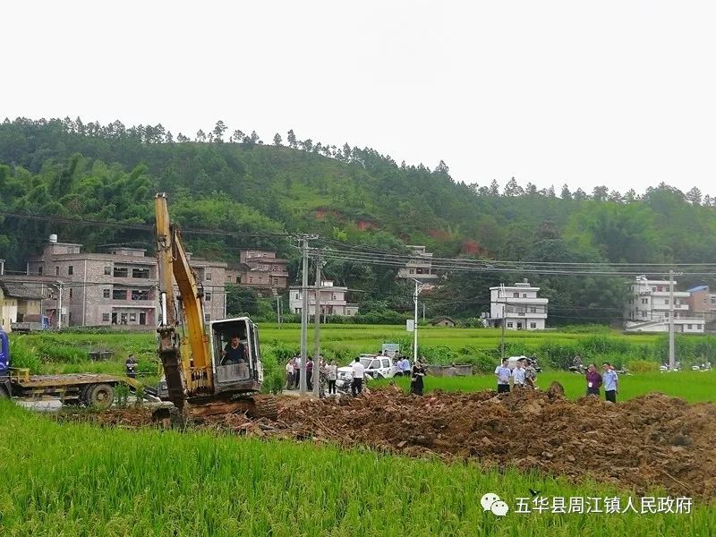 顶风抢建五华2处违建被强制拆除