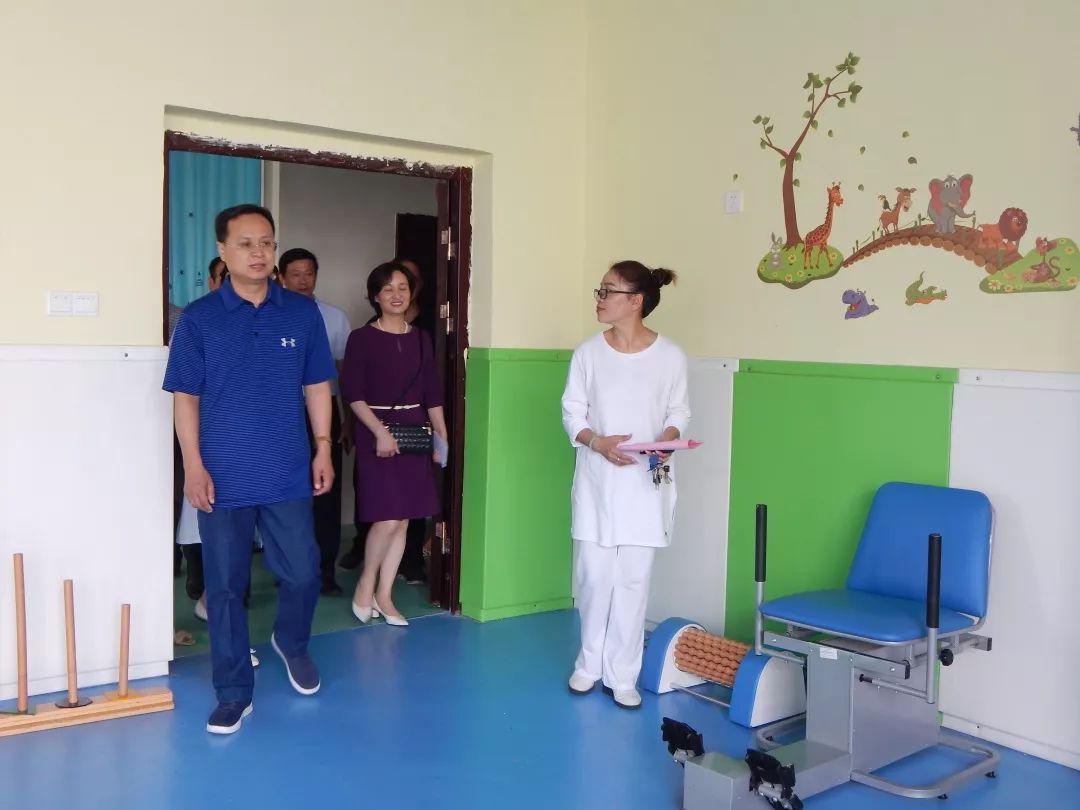 会员风采民政部儿童福利司司长郭玉强一行到泰和县社会福利院调研儿童