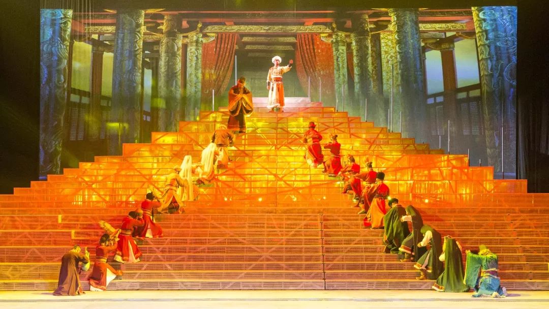 我们披沥数年,精心烹调这一文化晚宴古老的赛罕乌拉是契丹的故土和