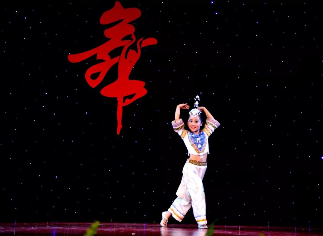 拍摄:七楼,夏文娟,许斌,庞民返回搜狐,查看更多