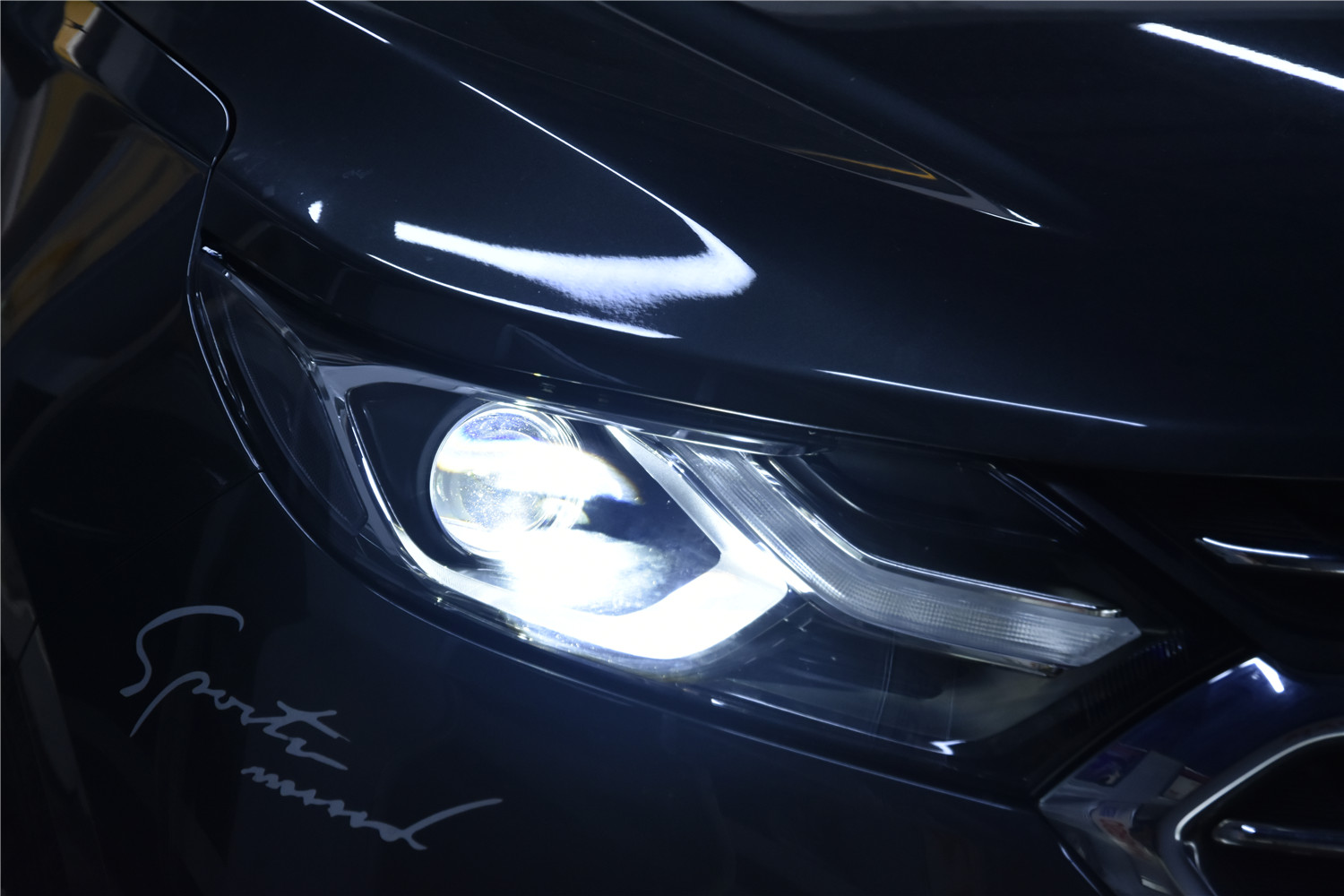 长沙西魁雪佛兰车灯升级led双光透镜