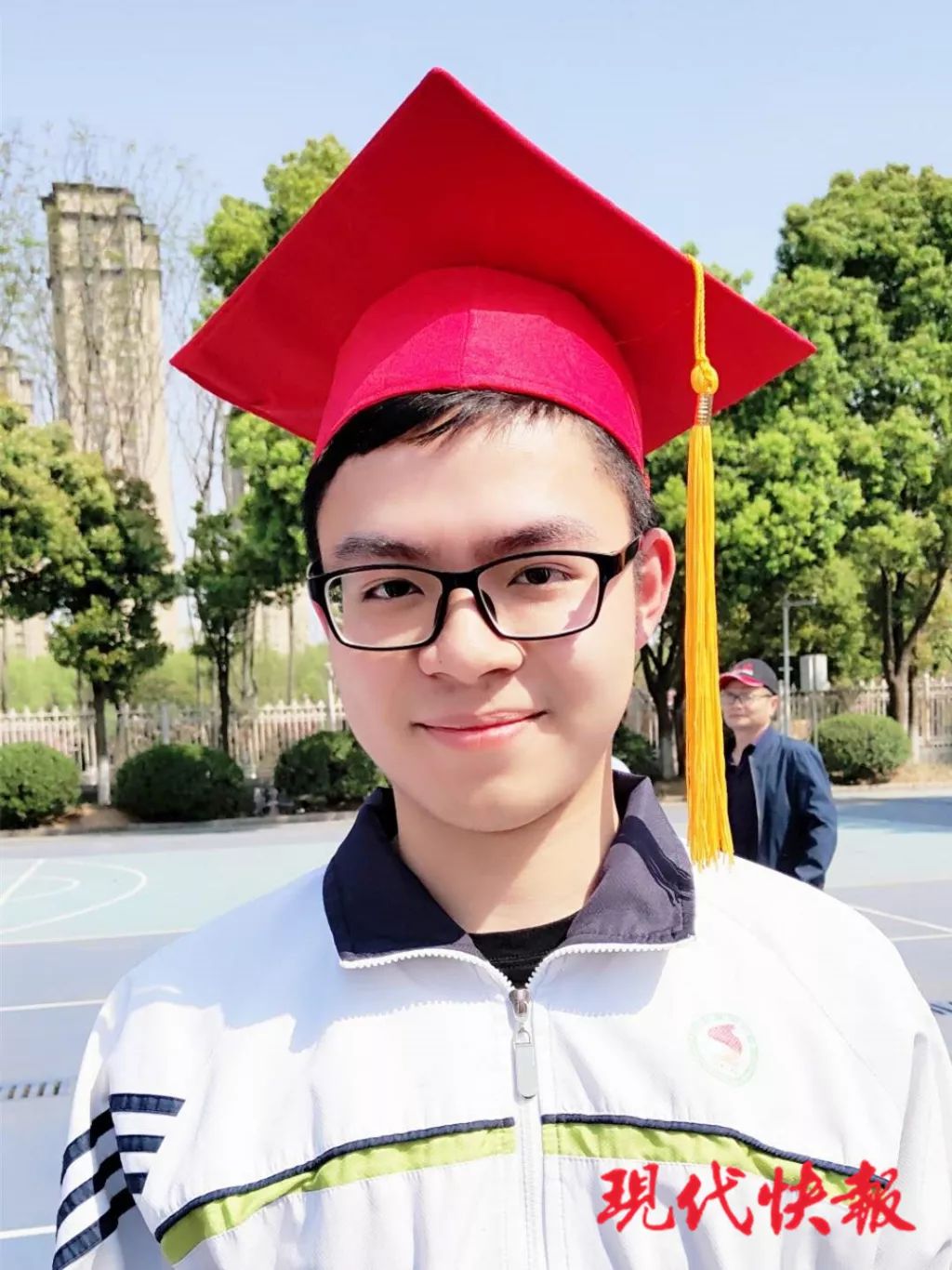 喜大普奔!2019高考学霸出炉啦!各校喜报,成绩陆续汇总~_施芷君