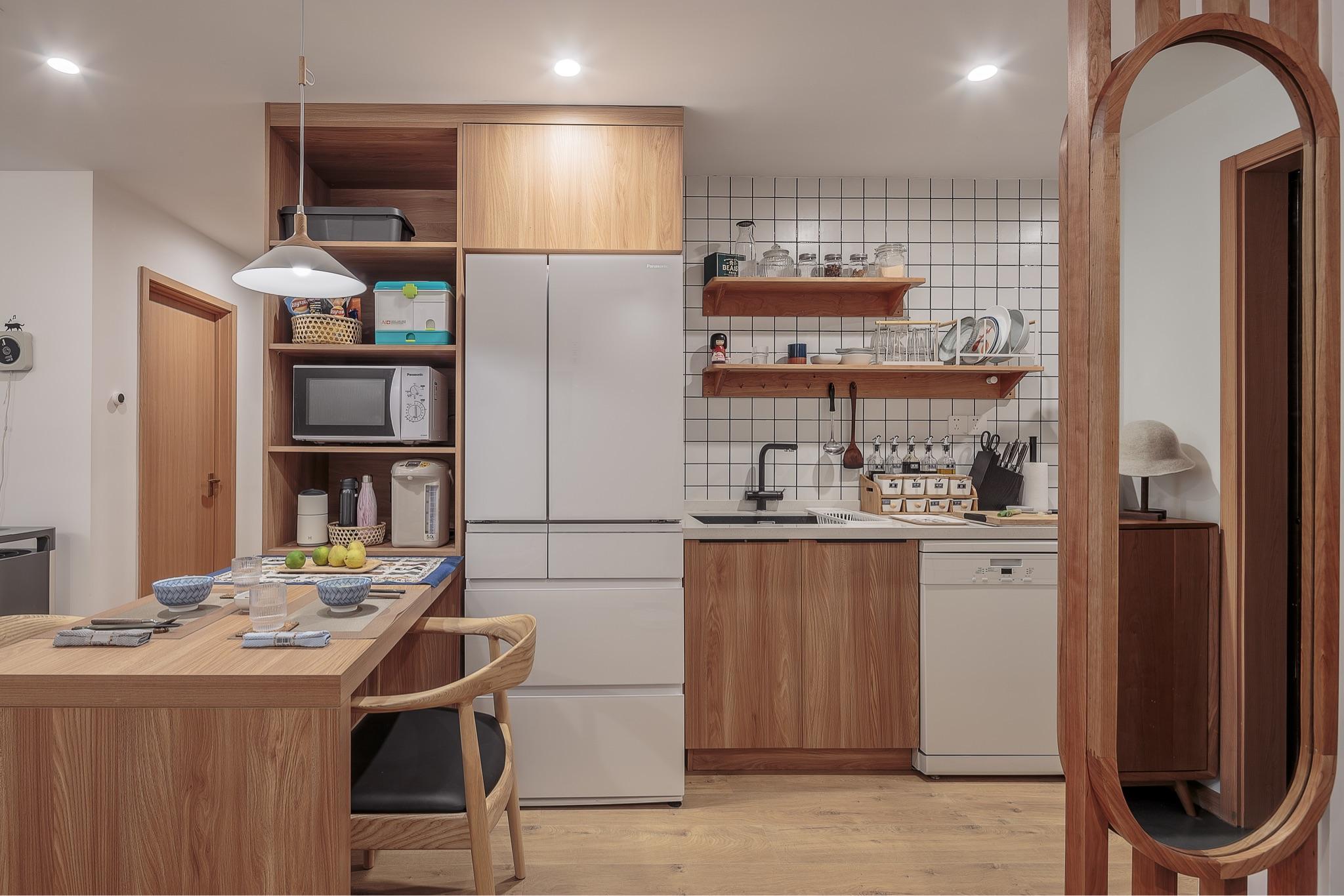 73㎡日式风格三居室两人两猫一世界网友书房真的好赞