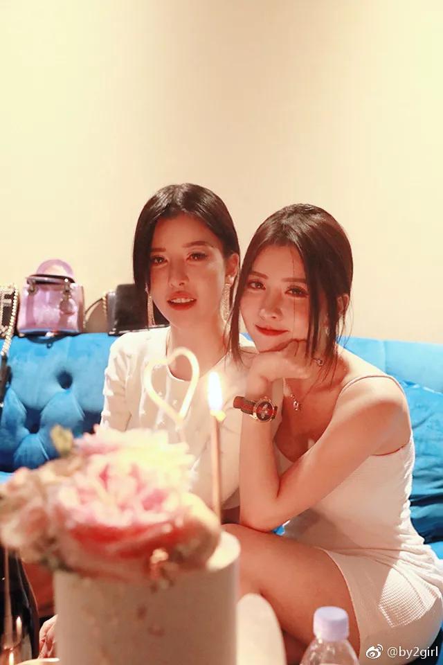让我们来看一看by2是如何将一手好牌打的稀巴烂.