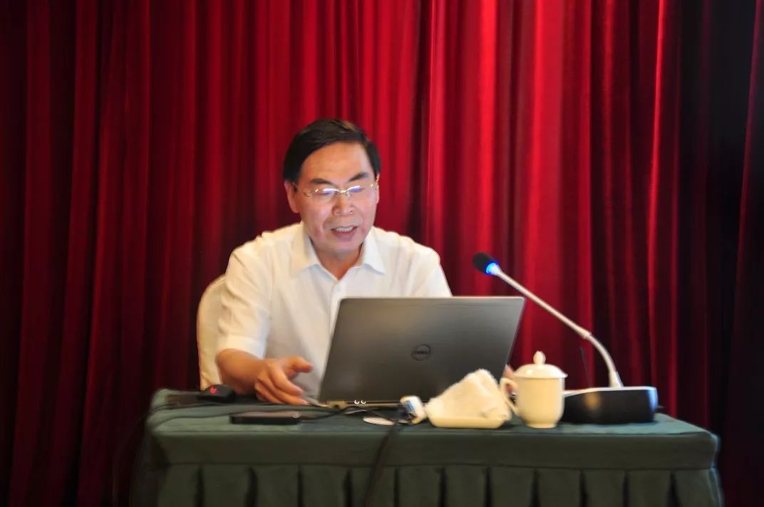 总部工程部主任,教授级高工李国清作易制毒化学品规范化管理专题讲座