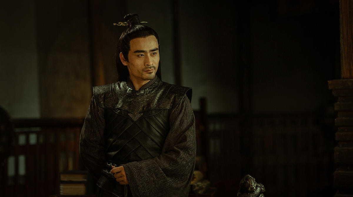 白海涛凤弈热播逃离牢狱霸气归来