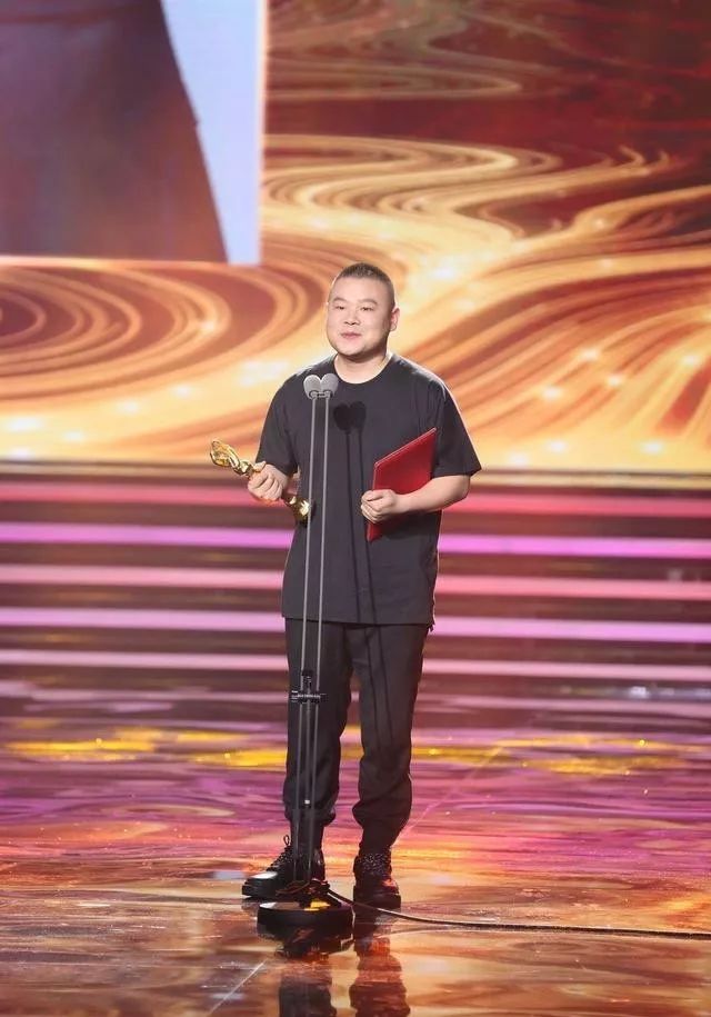 南乐老乡岳云鹏首获电影奖项,感叹曾为赚钱什么戏都接!