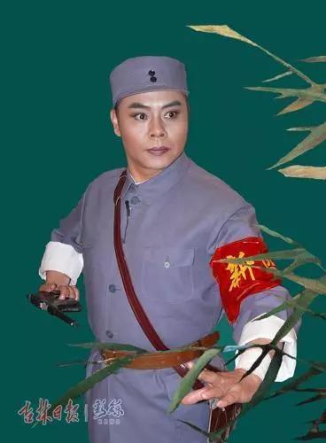 倪茂才舞台生涯40年记遏云一声荡梨园