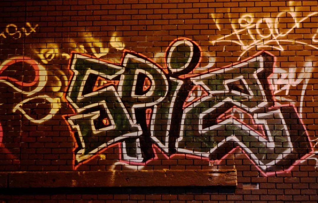 晚上10点不回家在成都这地蹦迪的人都值得被肯定